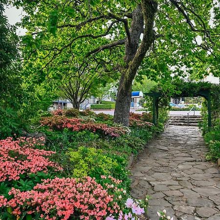 Nesuto Leura Gardens Hotel Exterior foto